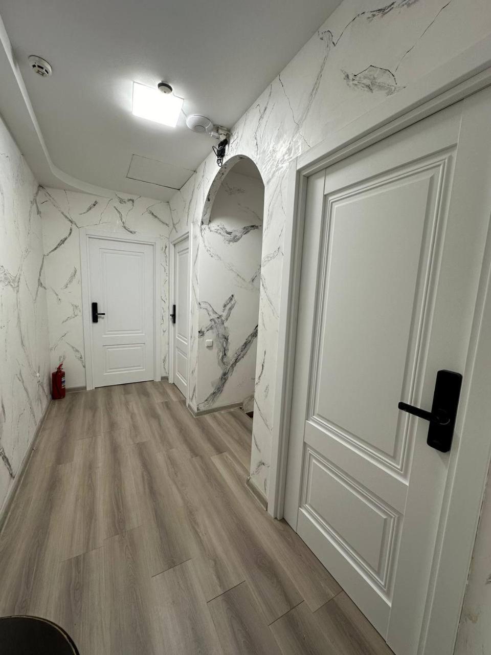 Olive Hotel Ереван Екстериор снимка